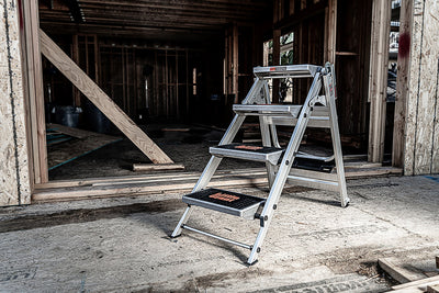 Little Giant Ladders Safety Step M4 4-Step 300-lb Capacity Silver Aluminum Foldable Step Stool