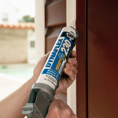 DAP DYNAFLEX 230 10.1-oz White Paintable Latex Caulk