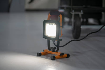 Woods 1000-Lumen LED Plug-in Portable Work Light