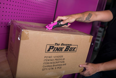 The Original Pink Box 5-Blade Retractable Utility Knife with On Tool Blade Storage