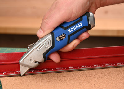 Kobalt 3/4-in 3-Blade Retractable Utility Knife with On Tool Blade Storage